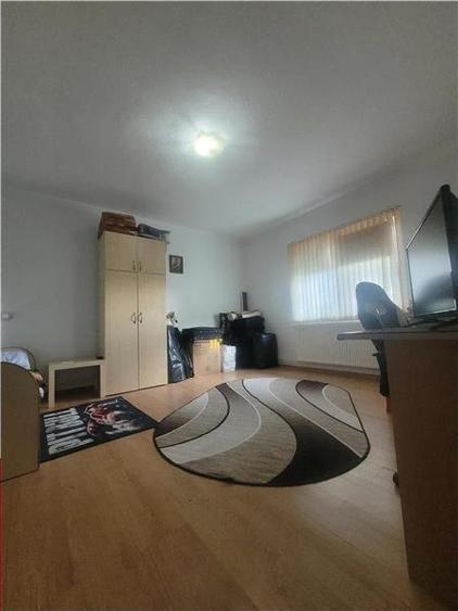 Casă individuală cu 3 camere cu Teren 513 Mp în Exterior Sud