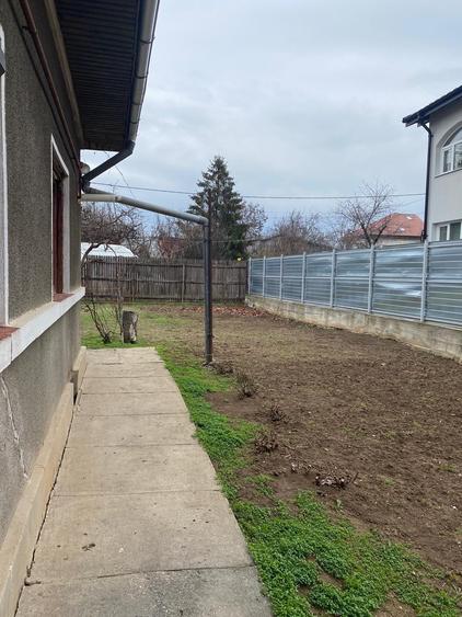 Casă cu 3 camere cu Teren 375 Mp în Prelungirea Ghencea