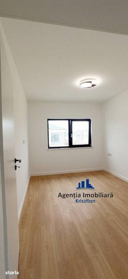 Casă cu 4 camere decomandat cu Teren 300 Mp în Odoreu
