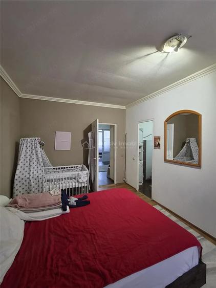 Casă cu Teren 1500 Mp în Variaș