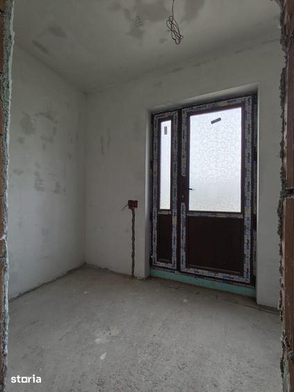 Casă cu 4 camere cu Teren 508 Mp în Ulmi