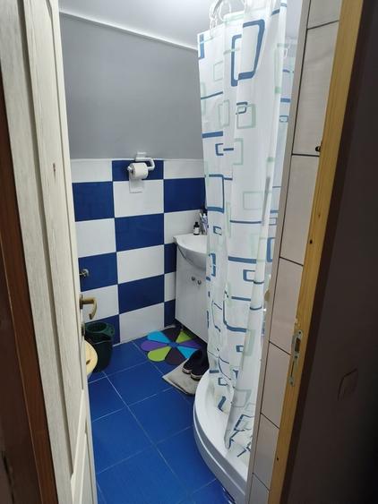 Casă cu 3 camere cu Teren 1100 Mp în Central