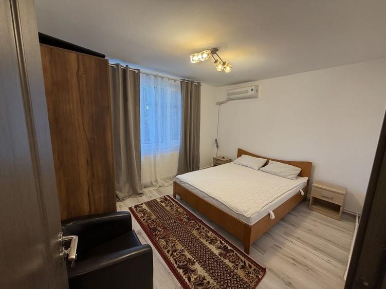 Apartament cu 2 camere decomandat în Cornișa