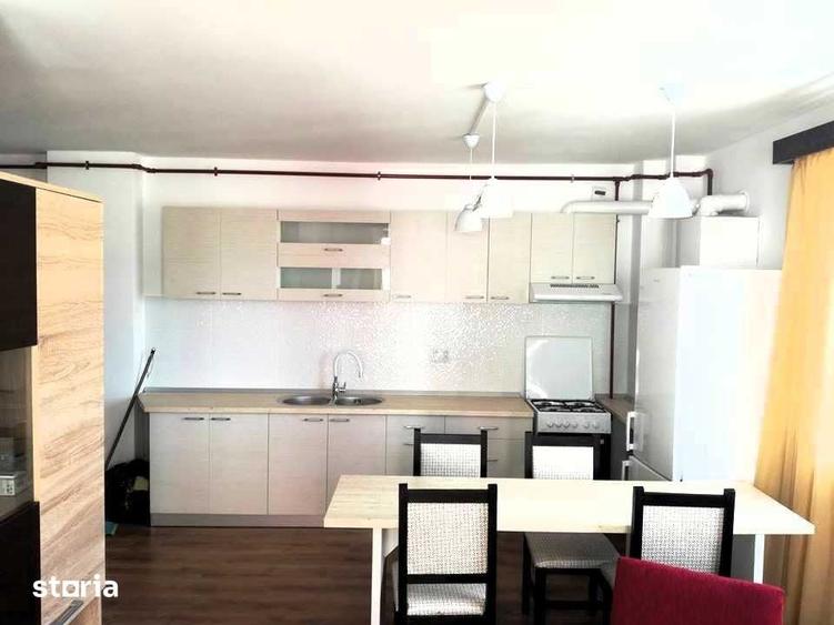 Apartament cu 2 camere semidecomandat în Plopilor