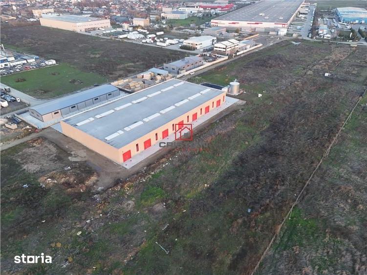 Spațiu comercial, de 1,800 mp, în Central