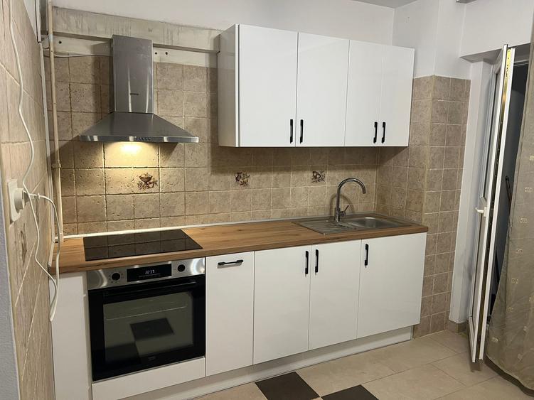 Apartament cu 2 camere semidecomandat, mobilat în Dorobanți