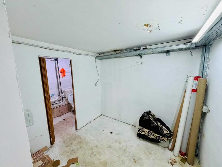 Spațiu comercial, de 280 mp, în Micălaca