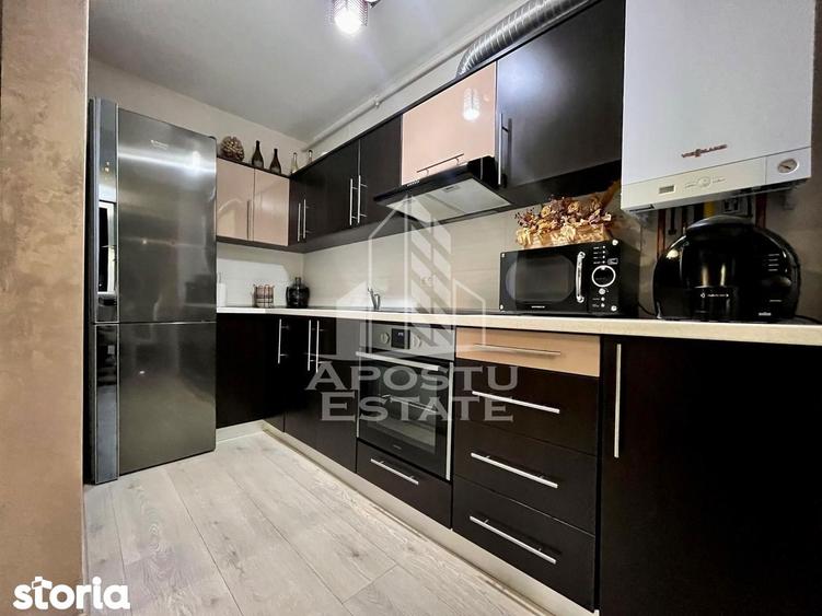 Apartament cu 2 camere semidecomandat, mobilat în Soarelui