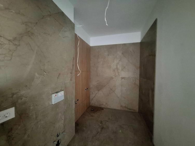 Apartament cu 2 camere semidecomandat în Prelungirea Ghencea