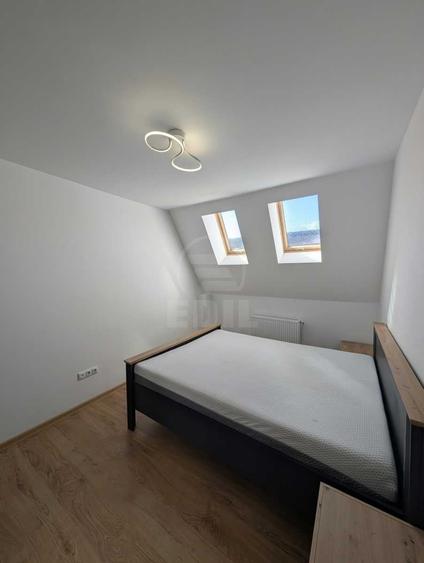 Apartament cu 3 camere semidecomandat în Florești