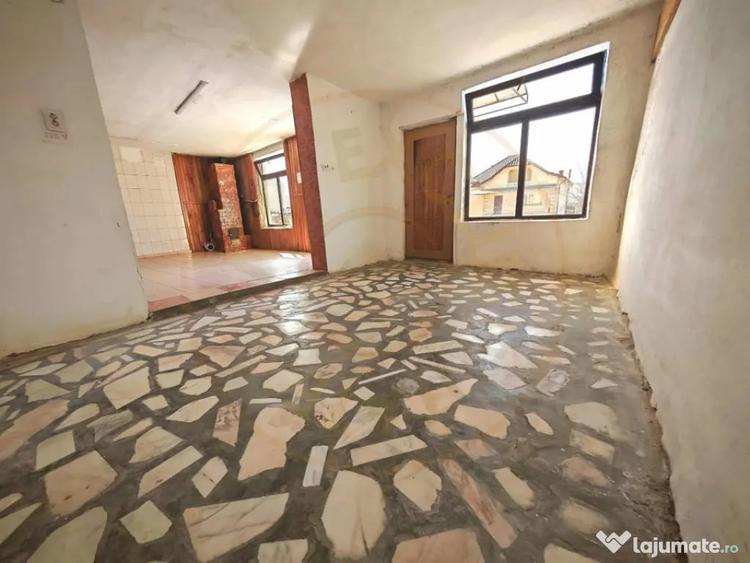 Spațiu comercial, de 140 mp, în Dârmănești