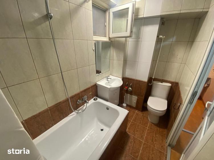 Apartament cu 2 camere decomandat în Cantemir