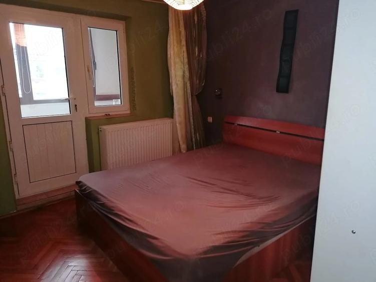Apartament cu 3 camere decomandat în Bucovina