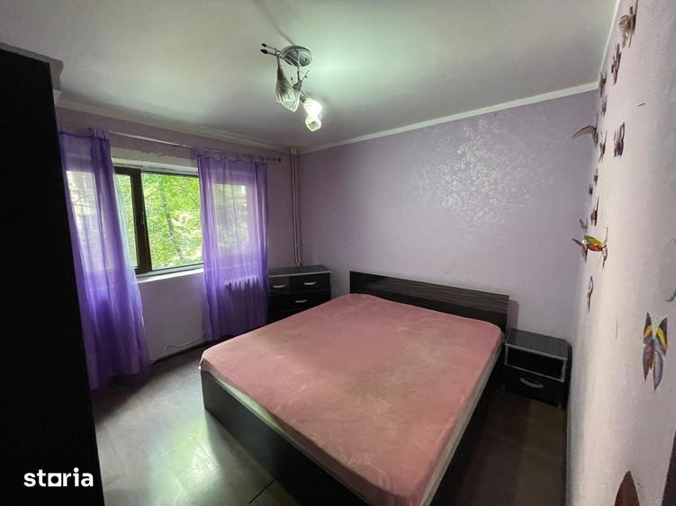 Apartament cu 3 camere decomandat în Militari
