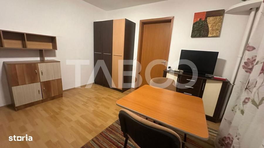 Apartament cu 2 camere nedecomandat, mobilat în Mihai Viteazul