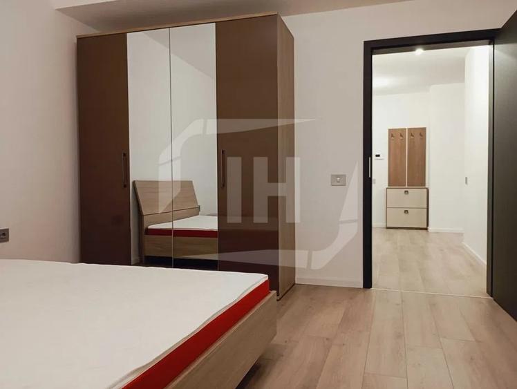 Apartament cu 2 camere semidecomandat, mobilat în Semicentral
