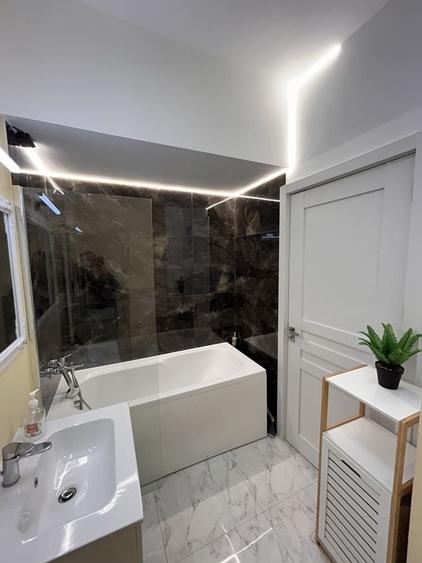 Apartament cu 2 camere decomandat în Lacul Morii