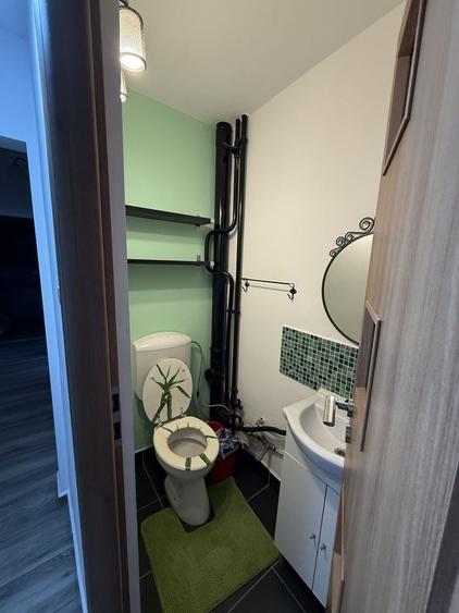 Apartament cu 3 camere decomandat în Nicolina