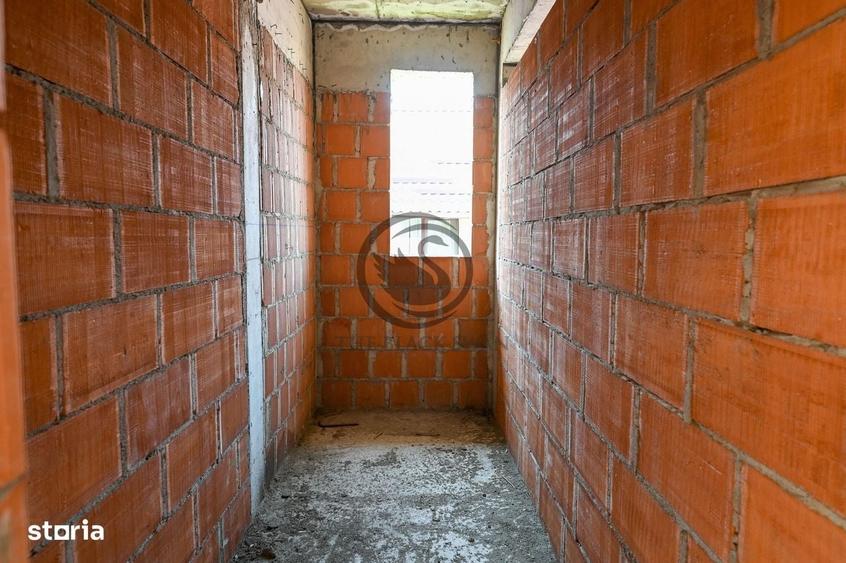 Casă cu 4 camere în Central