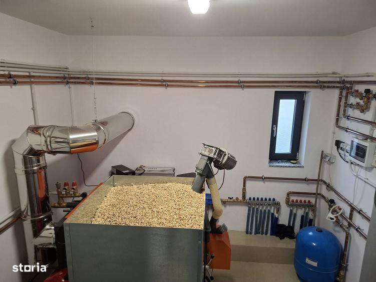 Spațiu comercial, de 520 mp, în Letea Veche