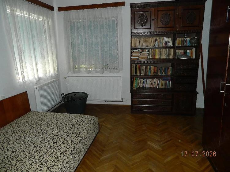 Casă cu 3 camere cu Teren 2071 Mp în Jiblea Veche