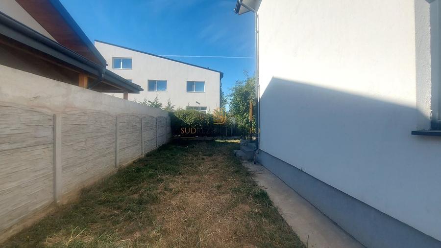 Duplex cu 3 camere cu Canalizare în Berceni