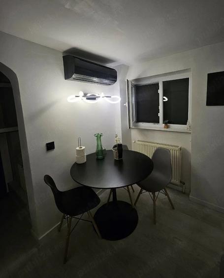 Apartament cu 2 camere semidecomandat în P-ța Romană