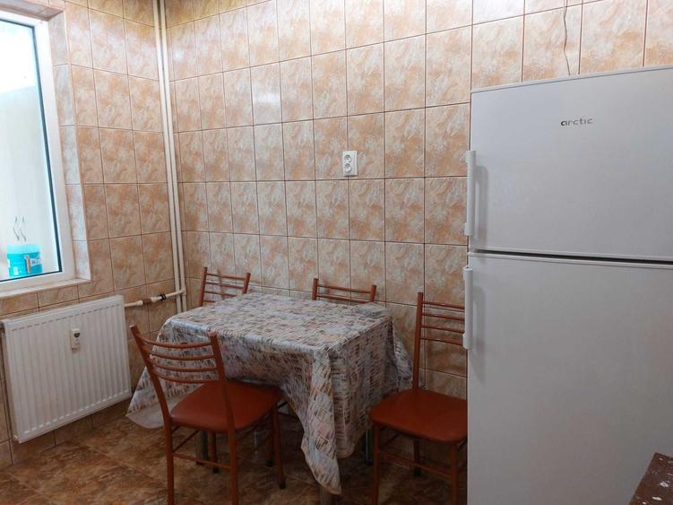 Apartament cu 2 camere decomandat în Dristor