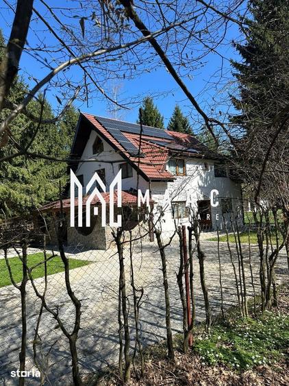 Casă cu 7 camere cu Teren 1000 Mp în Porumbacu de Jos