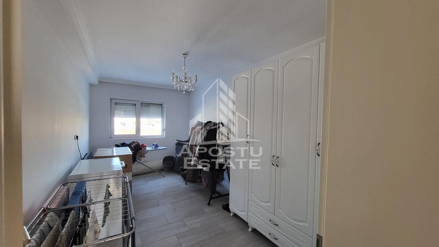 Duplex cu 4 camere cu Canalizare în Covaci