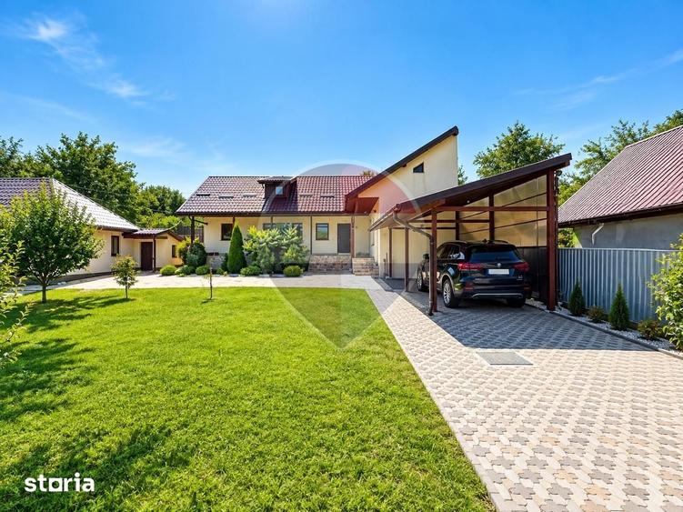 Casă cu 4 camere cu Teren 4204 Mp în Tătărăști