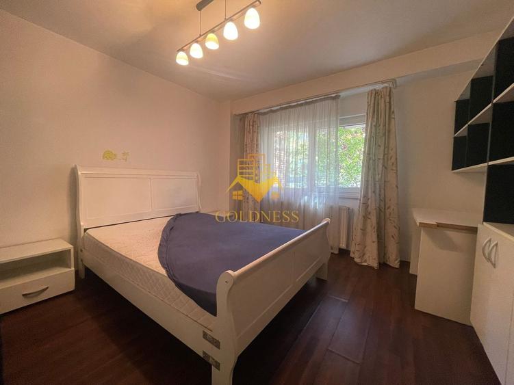 Apartament cu 3 camere decomandat în Mărăști