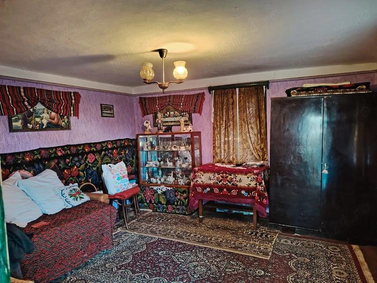 Casă cu 3 camere cu Teren 3400 Mp în Drăgoiești
