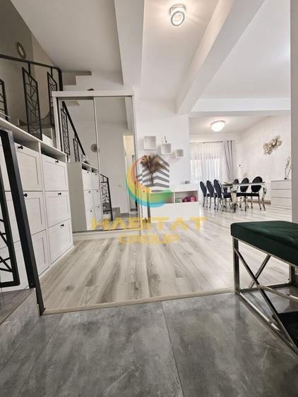 Duplex cu 4 camere cu Canalizare în Central