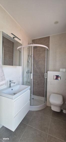 Apartament cu 3 camere în Calea Dumbrăvii
