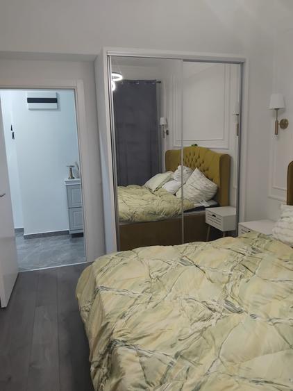 Apartament cu 3 camere decomandat în Energia