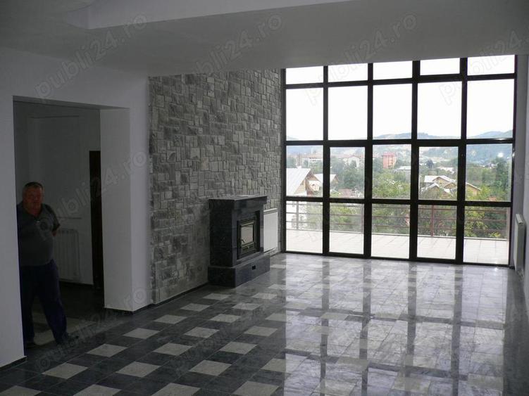 Casă cu Teren 6500 Mp în Central