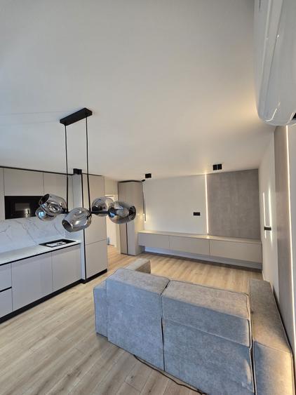 Apartament cu 2 camere decomandat, mobilat în Brâncoveanu