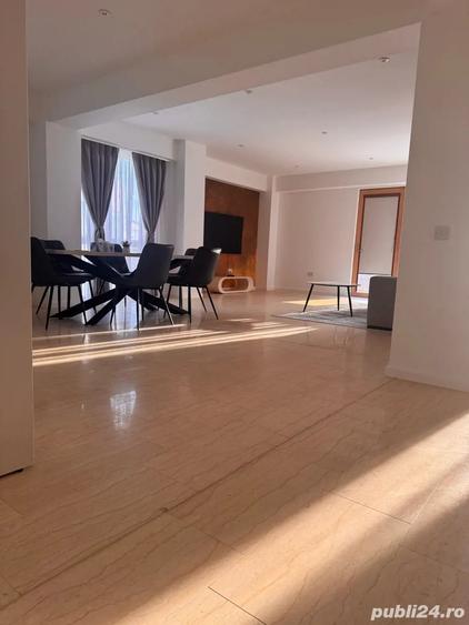 Apartament cu 2 camere decomandat în Curtea de Argeș