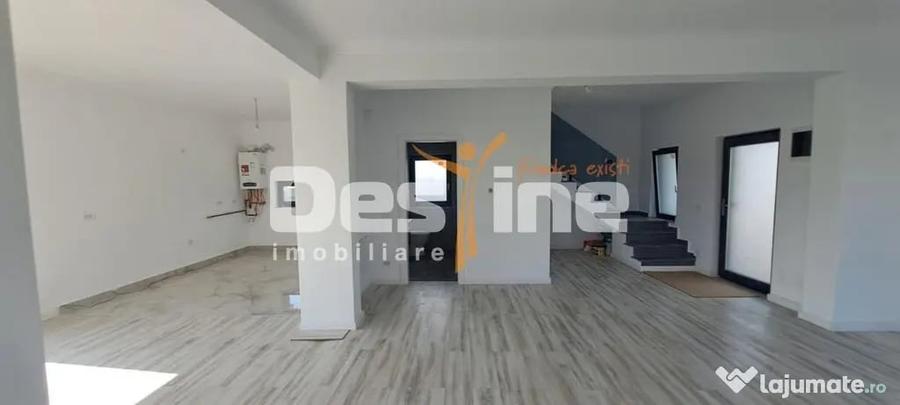 Casă cu 4 camere cu Teren 350 Mp în Miroslava