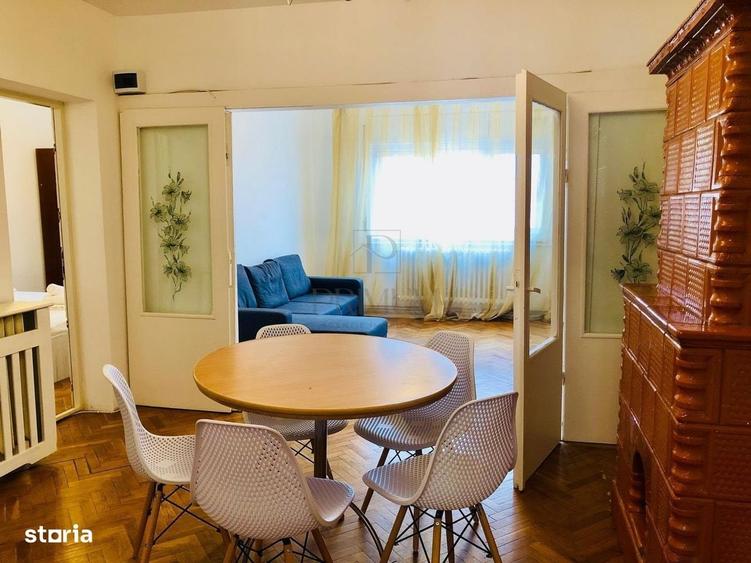 Apartament cu 4 camere decomandat în Central