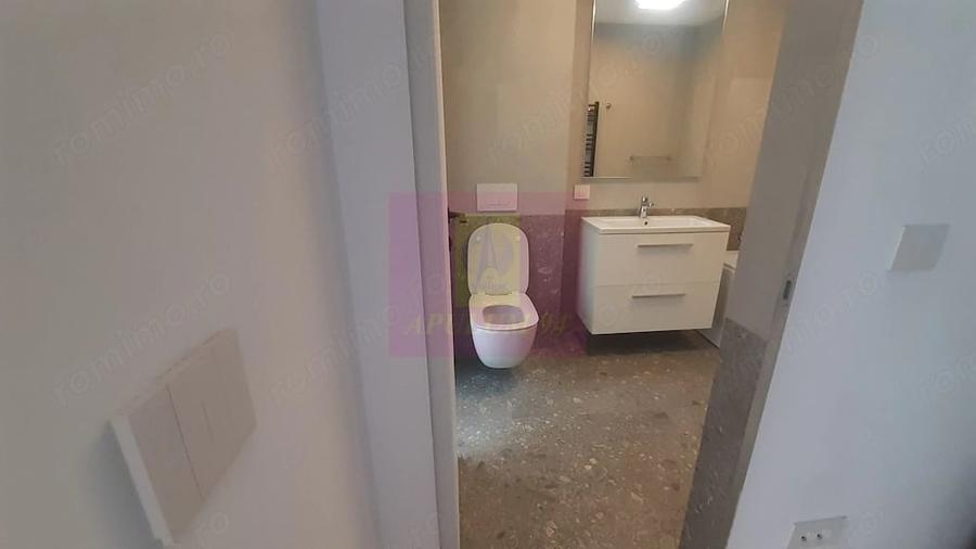 Garsonieră decomandată în Unirii
