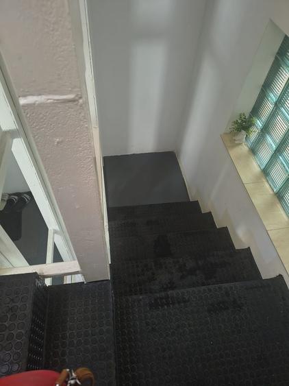 Apartament cu 3 camere decomandat în Delfinariu