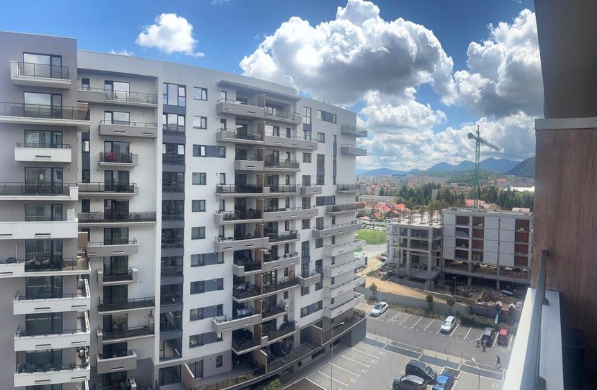 Garsonieră decomandată în Brașovul Vechi