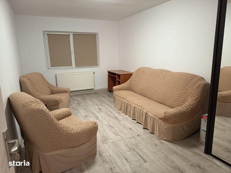 Inchiriez apartament 3 camere - 5