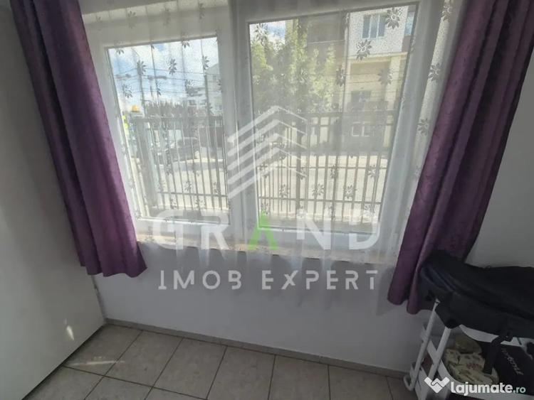 Apartament cu 3 camere semidecomandat în Central
