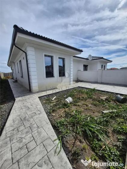 Duplex parter - 2 dormitoare - 2 bai - zona excelenta la 4 b - 6