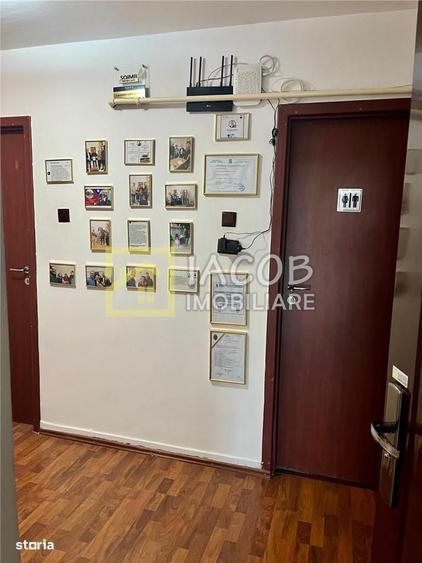 Spațiu comercial, de 22 mp, în Central