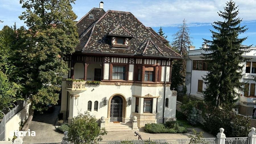Casă cu Teren 992 Mp în Dorobanți