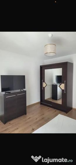 Garsonieră decomandată în Avantgarden